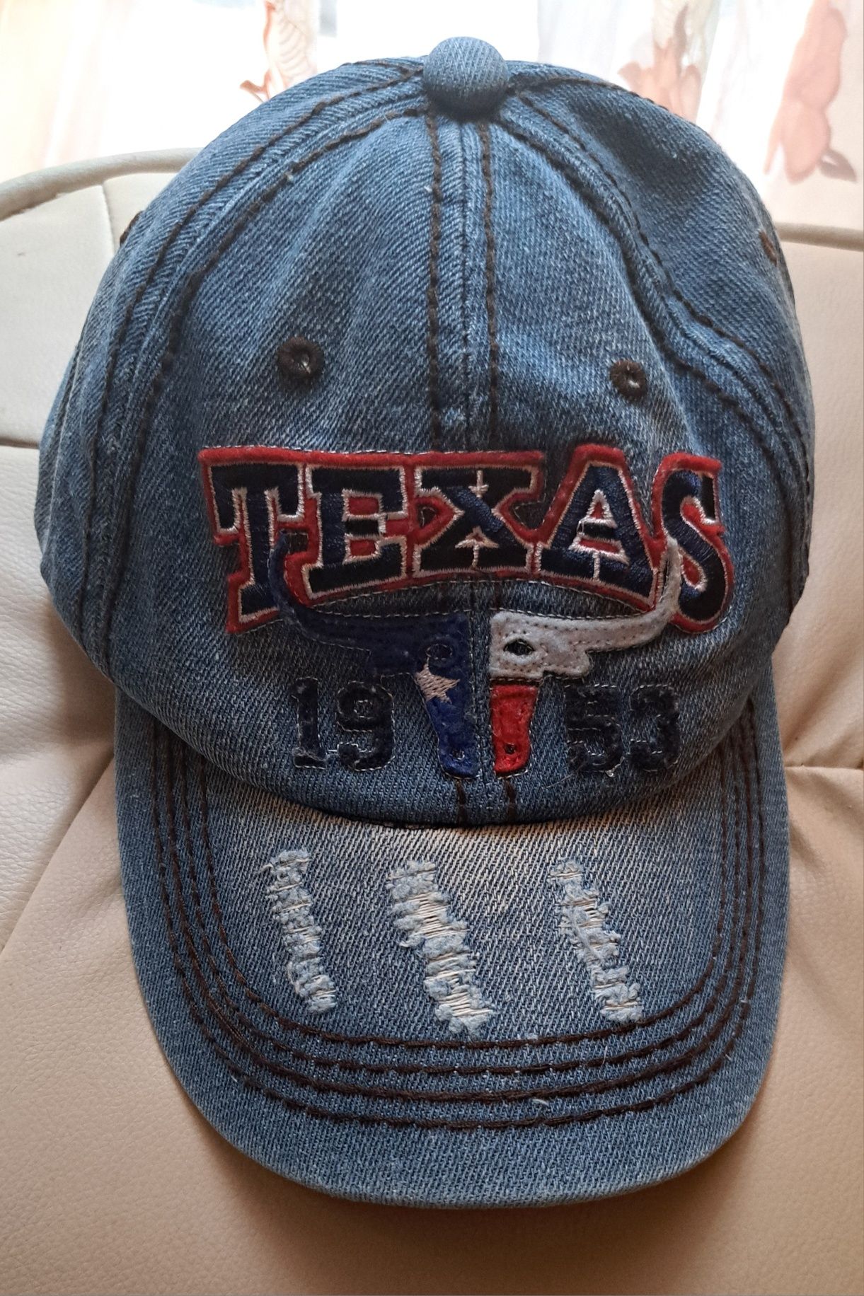 Czapka sportowa z daszkiem " Texas " nowa w opakowaniu uniwersalna