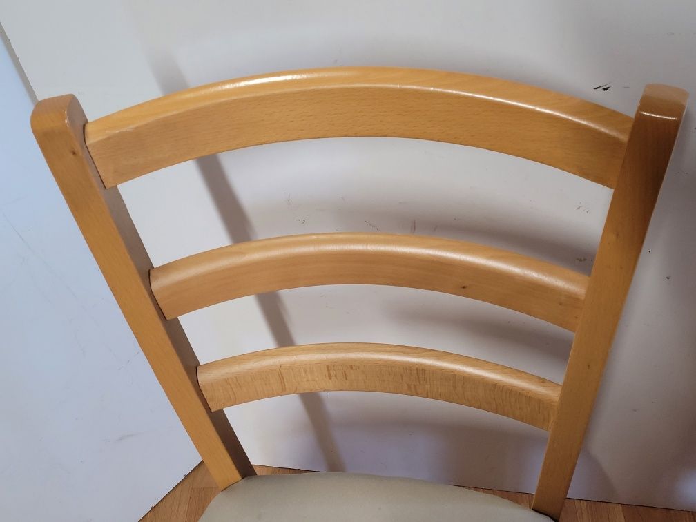 3 krzesła drewniane tapicerowane
