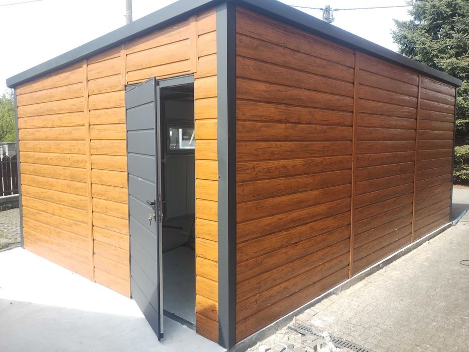 Garaż ocieplany stalowy drewnopodobny. 4x6. Automat. Płyta pur 4.