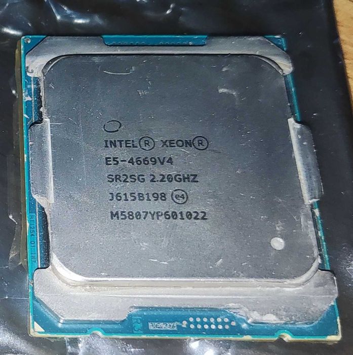 Xeon 4669v4, 22 rdzenie / 44 wątki