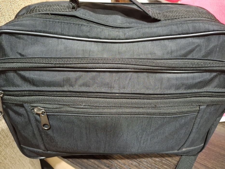 Нова чоловіча функціональна сумка