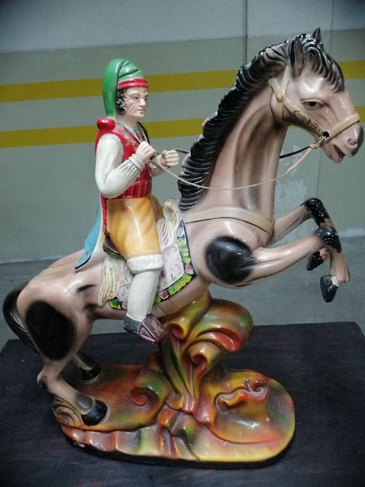 Campino em terra cota antigo