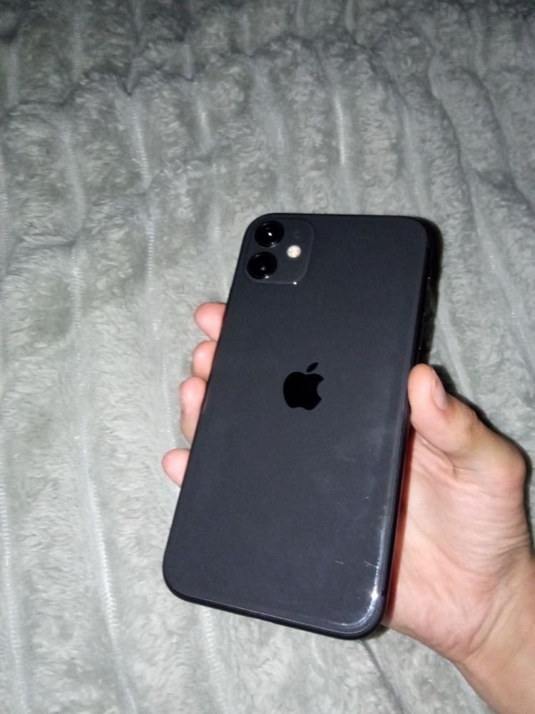 Iphone 11 64 gb. Можливий торг.
