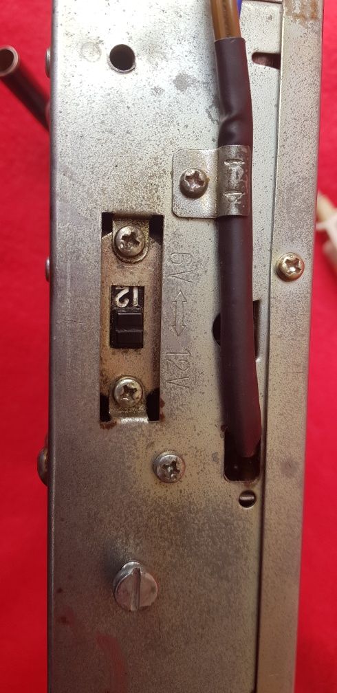 Rádio 6 e 12v SHARP anos 70