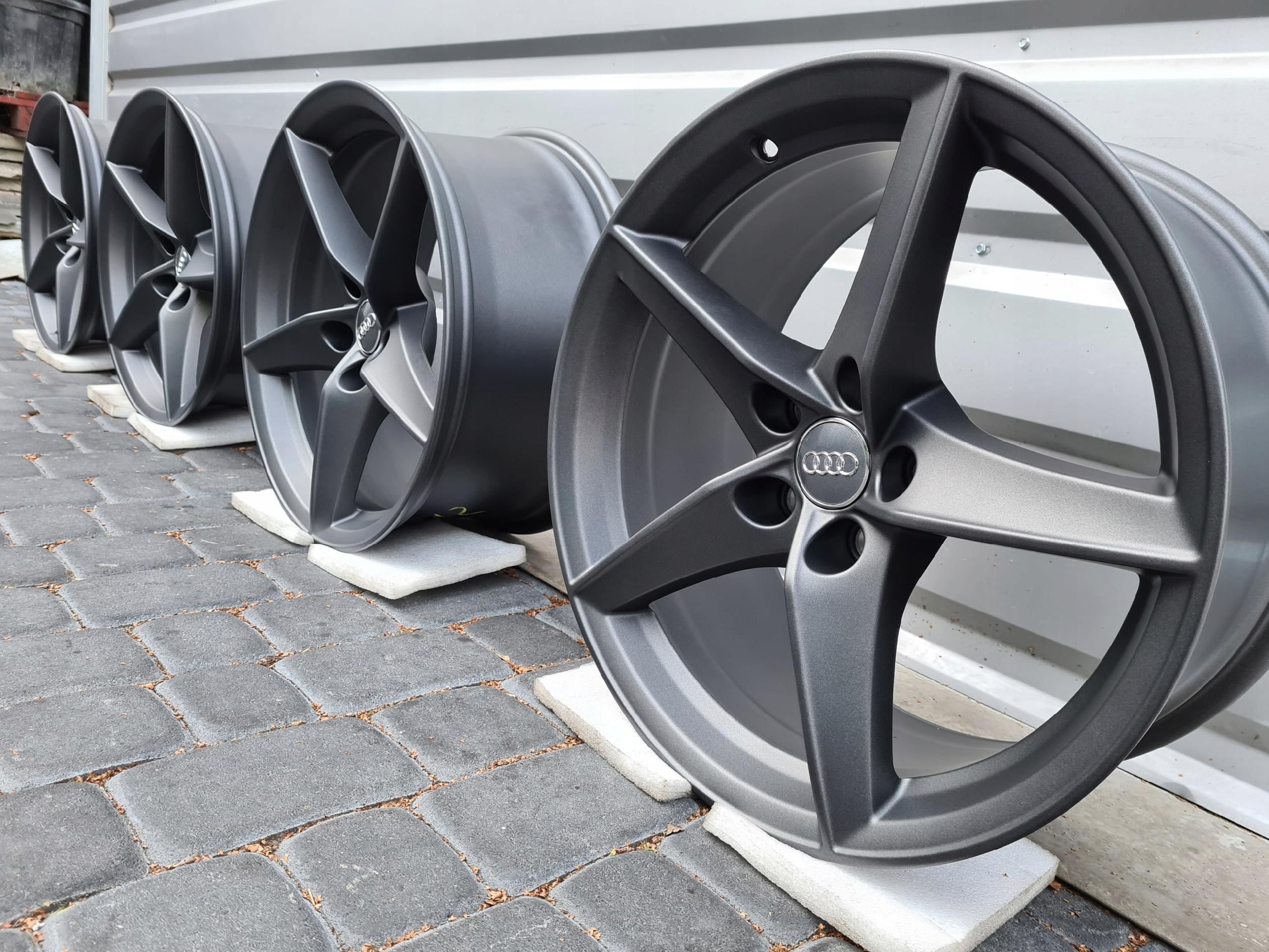 Oryginalne felgi Audi 18” A4 A5 A6 A7 A8 Q3 Q5 Q7