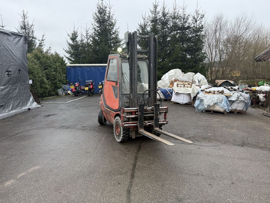 Wozek widlowy linde h20