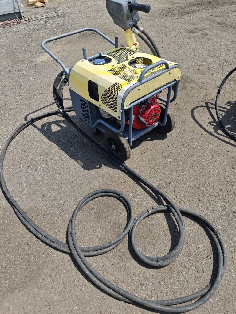 Aggregate mlot wyburzeniowy Atlascopco Lp9 20p