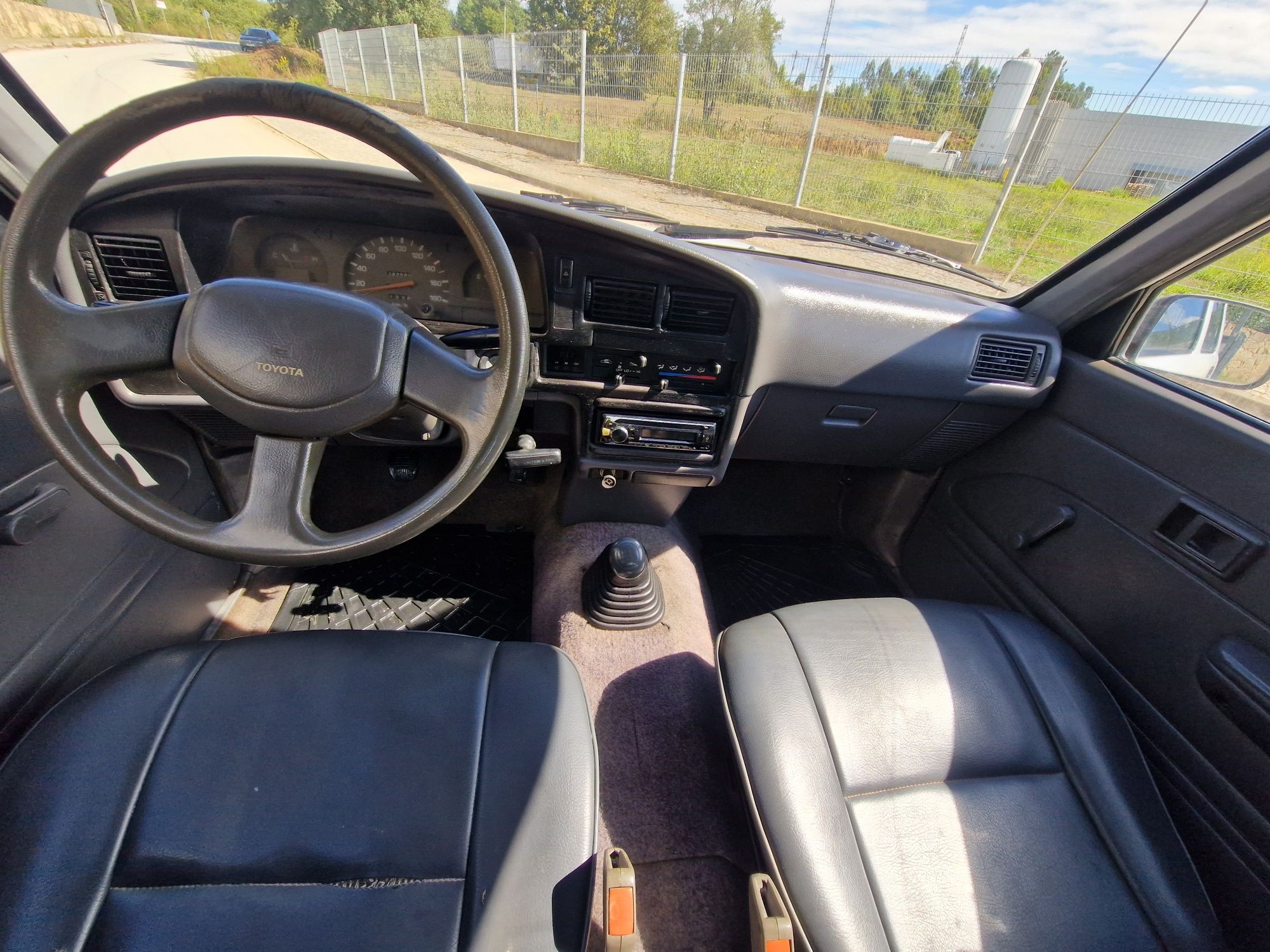 Toyota Hilux 2.4d 5p