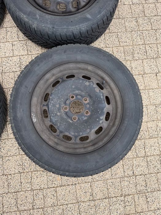 Felgi stalowe 5x108 + Opony Zimowe 195/65 R15" Ford Focus II MK2 04-11