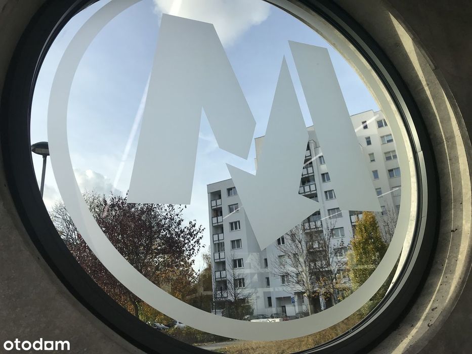 BEZPOŚREDNIO jasne, trójstronne 4 pokoje TUŻ PRZY METRZE