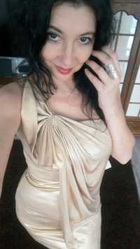 Piękna złota sukienka Asos roz.M-L