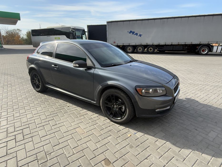 volvo c30 купэ 2.0 d coupe