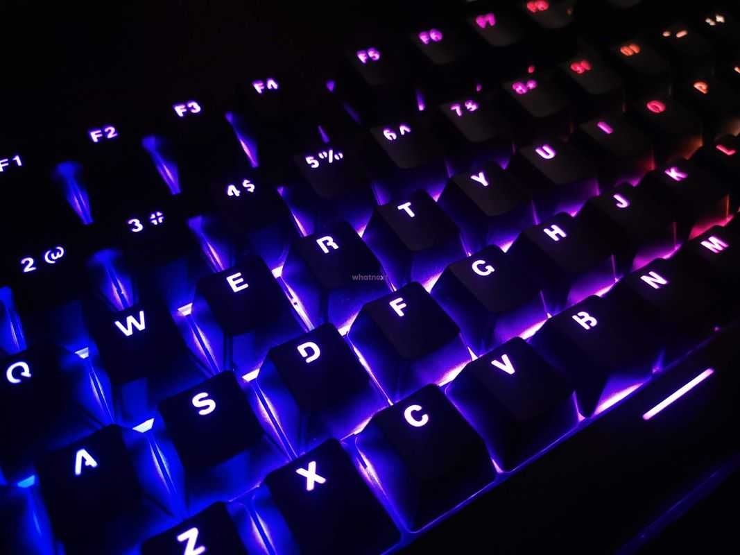 Sprzedam klawiature Mechaniczną Krux Atax Pro RGB