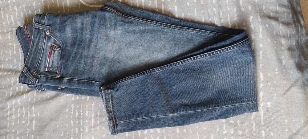 Spodnie damskie Tommy jeans