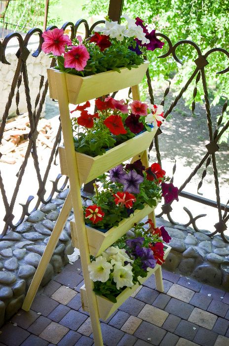 Комнатные растения (цветы) - жардиньерка (этажерка)