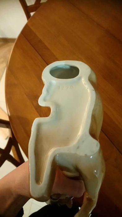 Figura koń- sygnowana, stan idealny,  szybka wysyłka