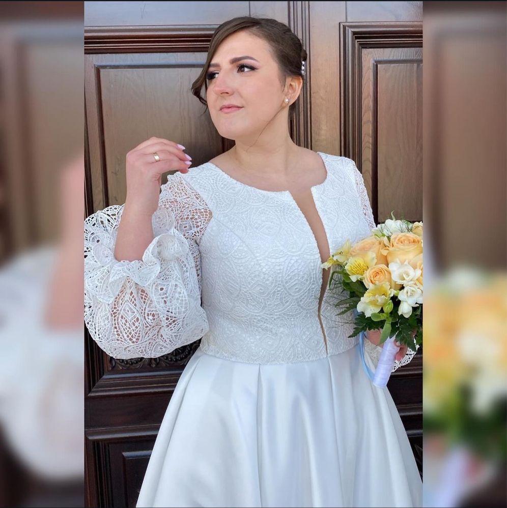 Весільна сукня міді