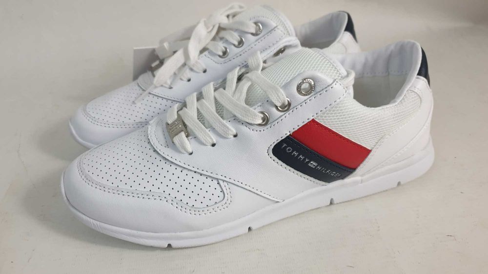 Tommy Hilfiger trampki damskie LIGHTWEIGHT LEATHER SNEAKER rozmiar 38