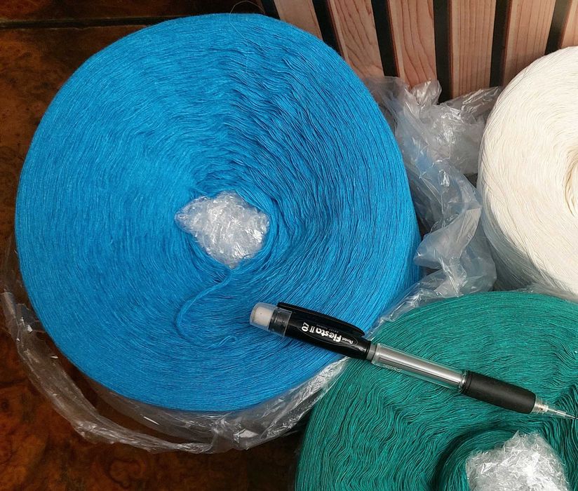 włóczka bawełna 80%, niebieska - duży motek 0,5 kg!