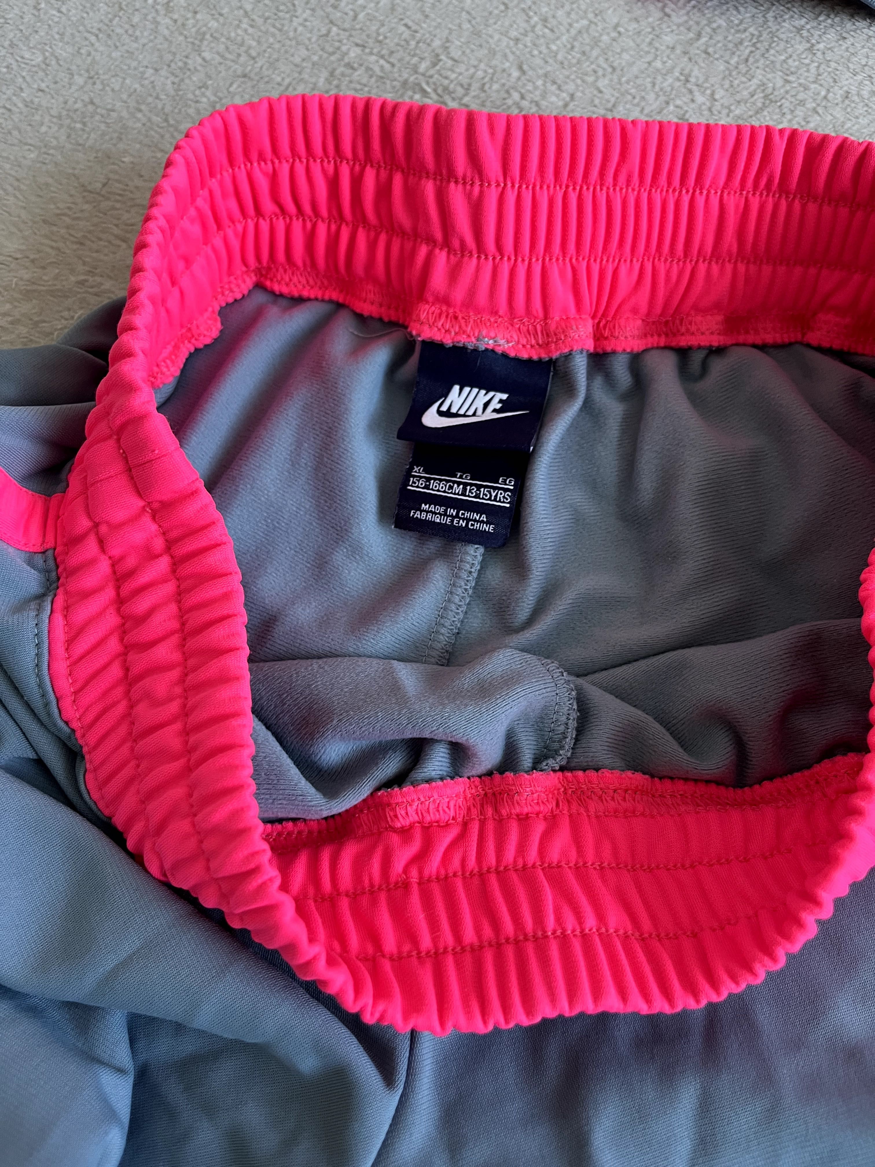 Спортивний костюм Nike