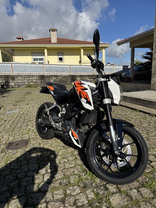 Ktm  duke   125