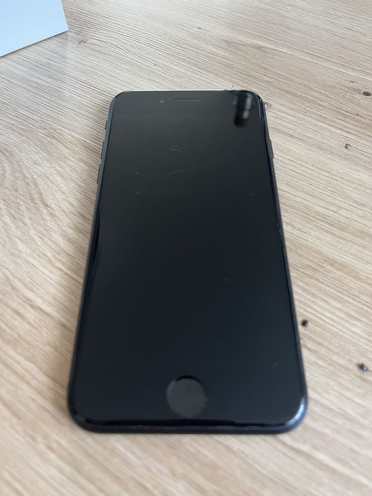 I phone SE gen2 stan idealny