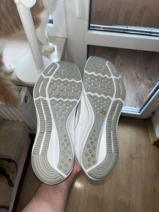 Оригінальні кросівки Nike DOWNSHIFTER 9 (розмір 40 (25,5 см устілка))