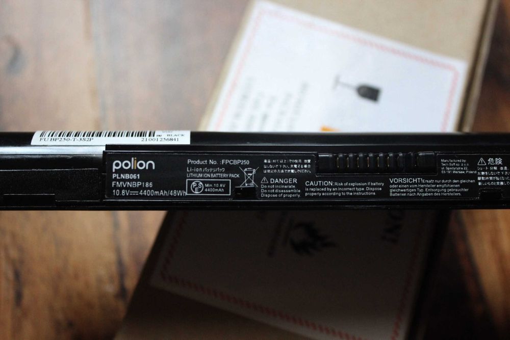 акумулятор від ноутбука Fujitsu LifeBook A531 працює 1 годину 27 хвил.