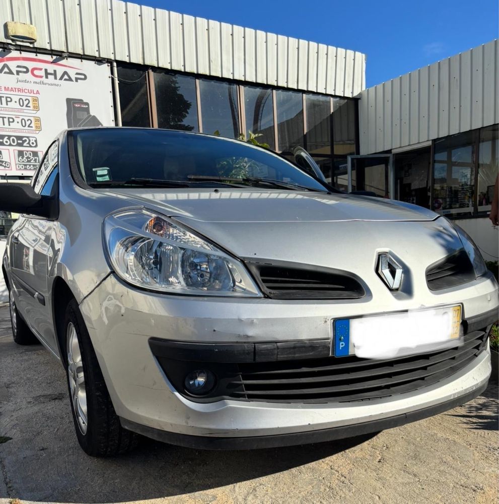 Renault Clio 3 van Iva dedutivel