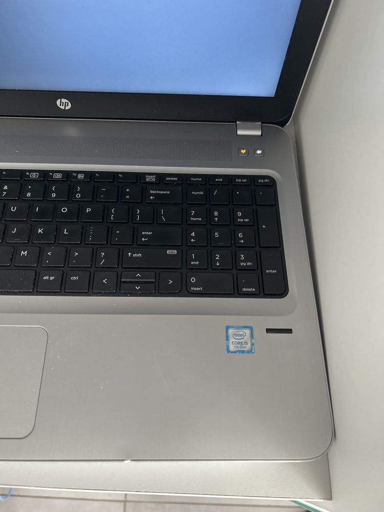 Laptop Poleasingowy HP 450 G4/i5-7200U 2,5GHz/Dyski 378GB/RAM 8GB/15"/