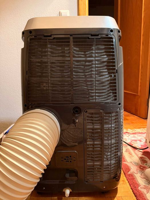 Ar Condicionado Portátil 14000 BTU - Equation A011A-14CH Quente e Frio