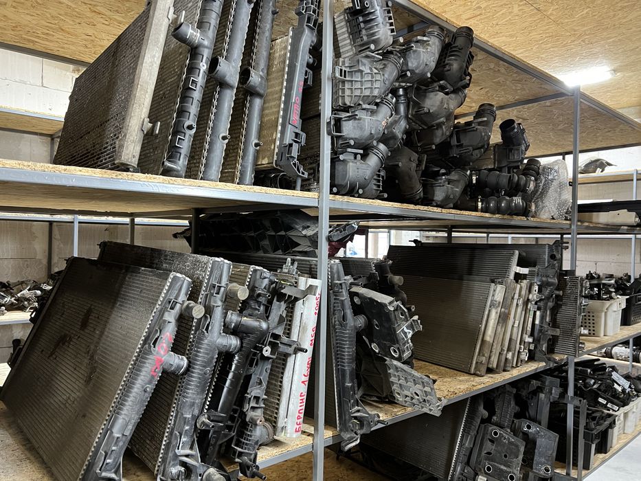 Радиатор основной интеркуллер кондиционера  Megan  Scenic 3