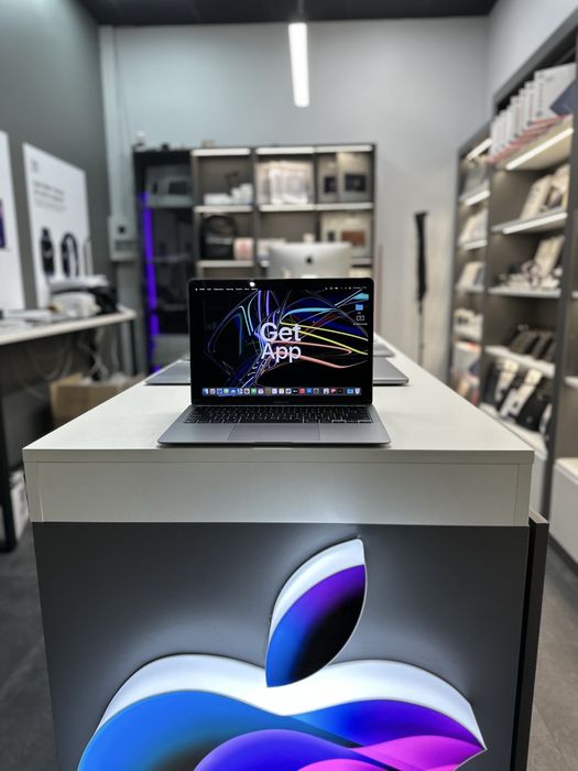 Ноутбук MacBook Air 13” 2020 М1 8ОЗУ 256GB SSD стан  9,8/10 #77093