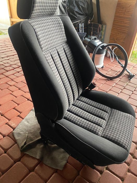 Fotele kanapa mercedes w 124 kombi