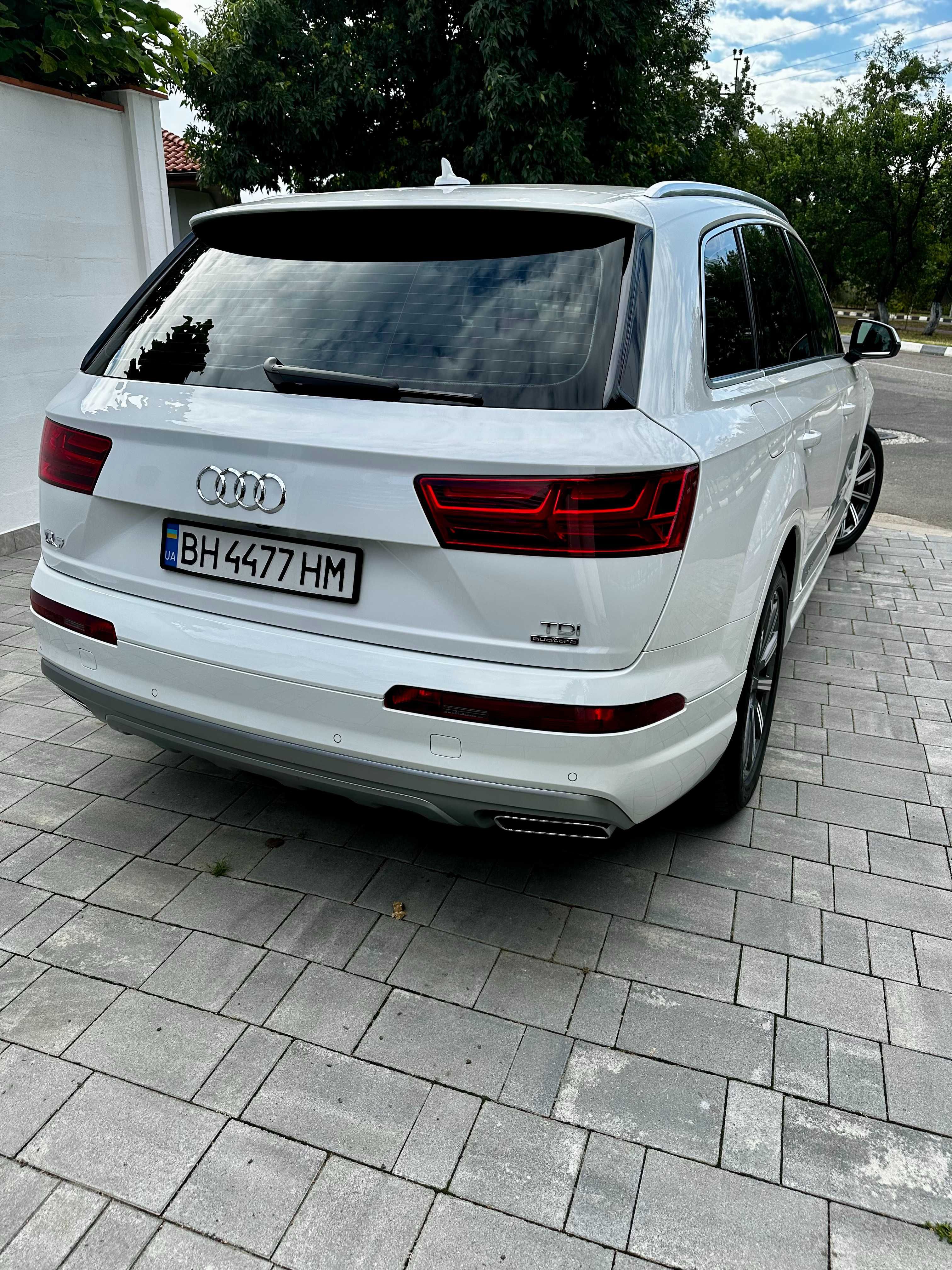 AUDI Q7 S line 2018 г. - 3.0 TDI (CRTC)