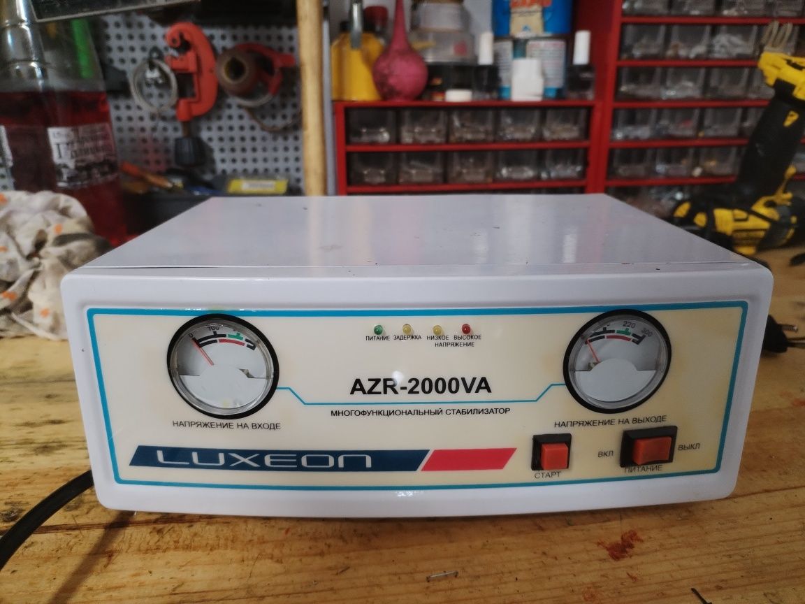 Стабілізатор AZR-2000 VA