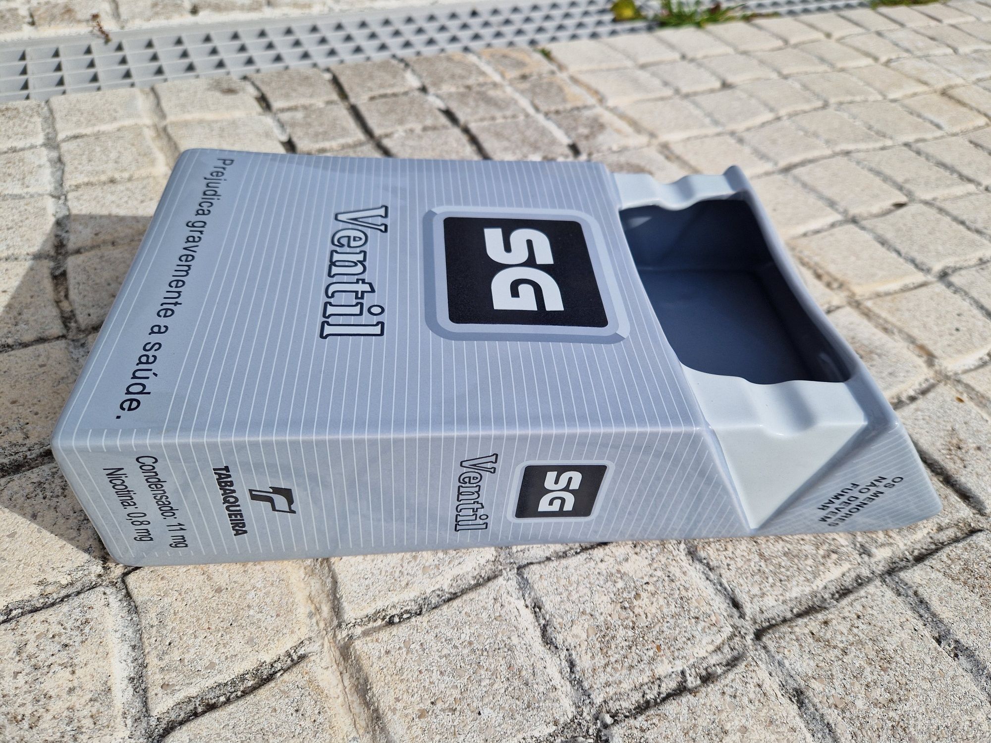 Cinzeiro gigante SG