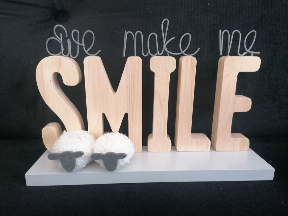 Dekoracja do pokoju z owieczkami