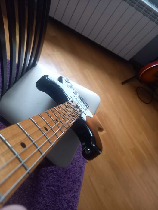 Fender Stratocaster