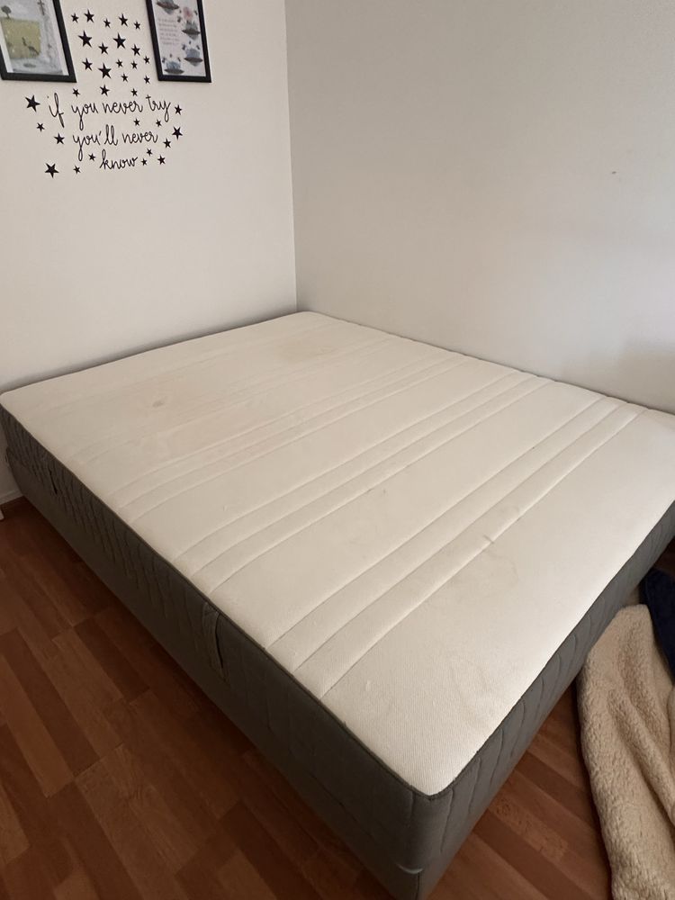 Sommier + Colchão casal IKEA