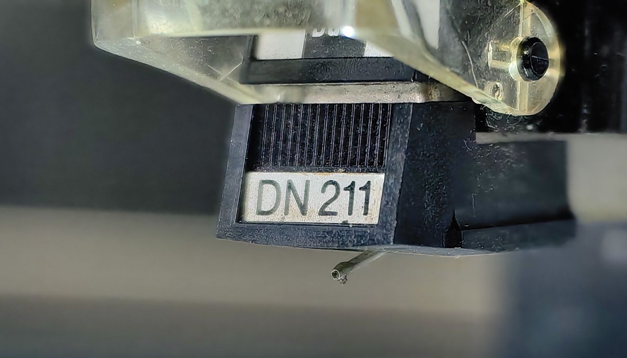 Вініловий програвач Dual 1225