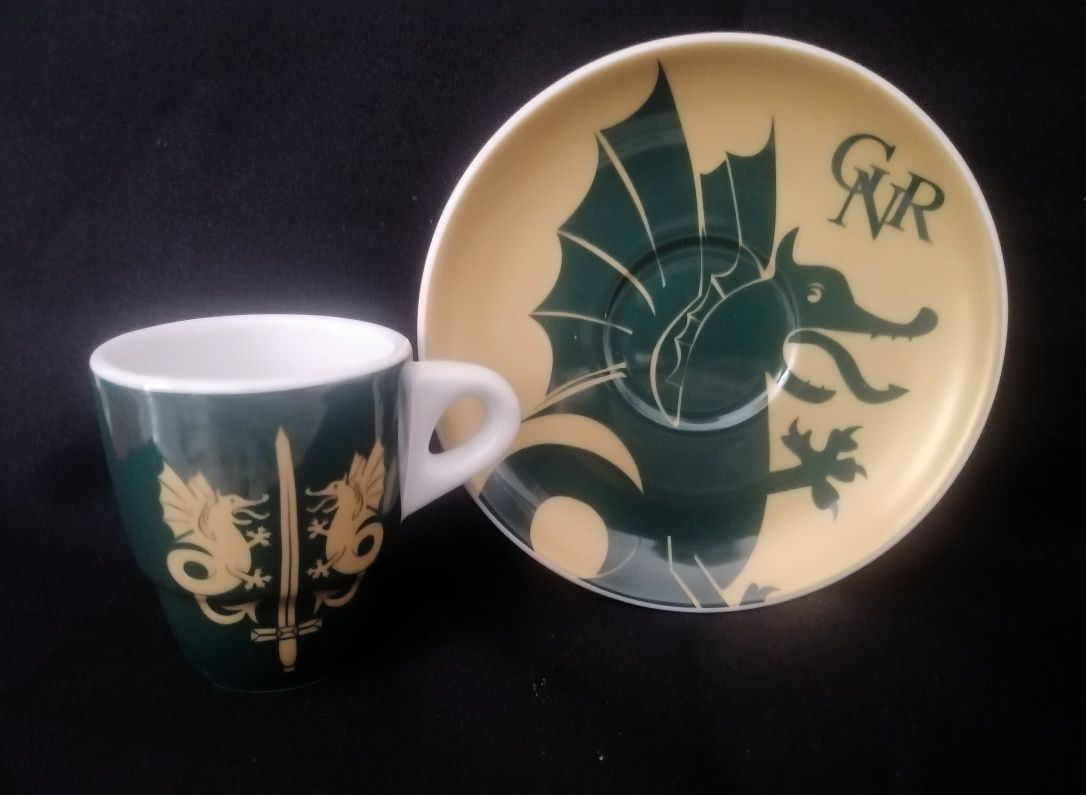 Chávena café da GNR e cafés Delta de uma restrita e exclusiva edição