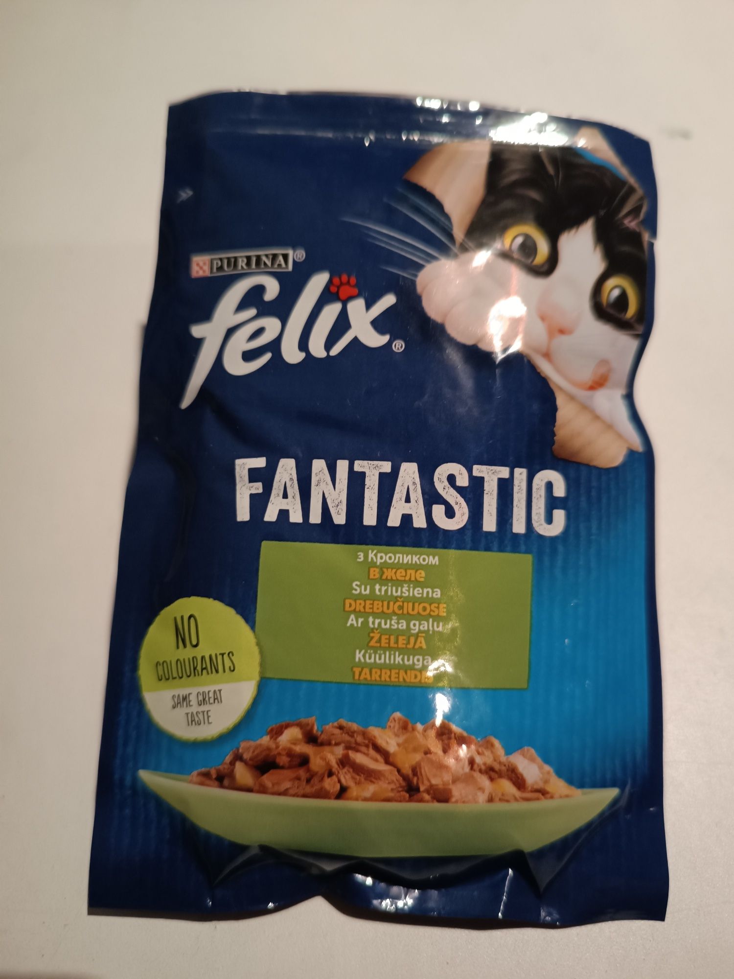 Продам корм для котів Felix