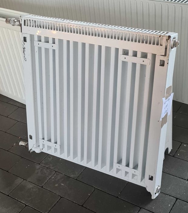 Grzejnik Używany 60x60 C11 / CV11