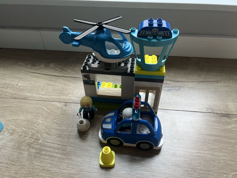 LEGO DUPLO 10959 Поліцейська і вертоліт як новий, з коробкою