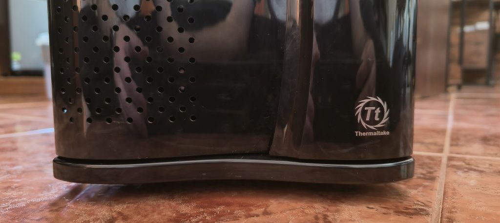 Caixa computador ATX Thermaltake Soprano RS | Powered by ASUS