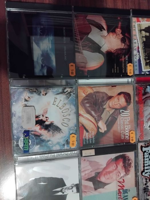 Música em Cd Grupos e Artistas Internacionais 11/25.