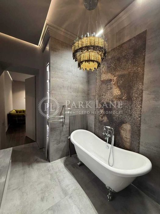 3к Коновальця Євгена,17 Предславинська Центр Палац Україна Печерськ