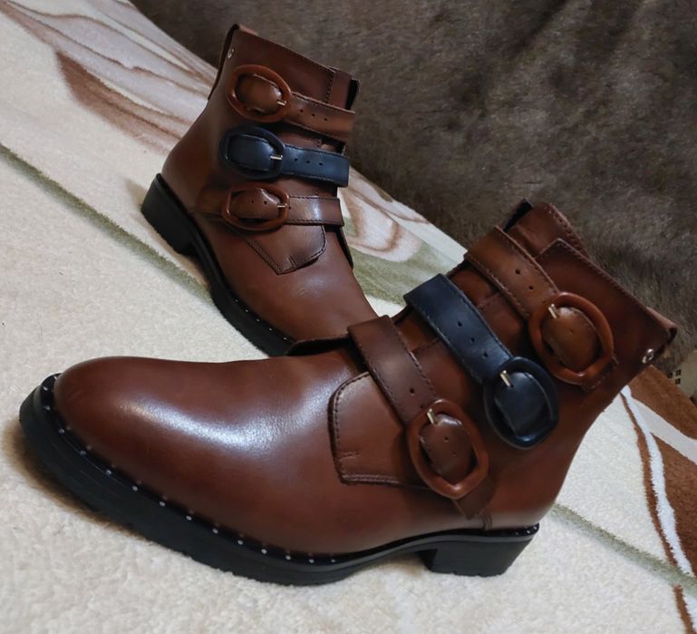 Женские кожаные ботинки Pikolinos