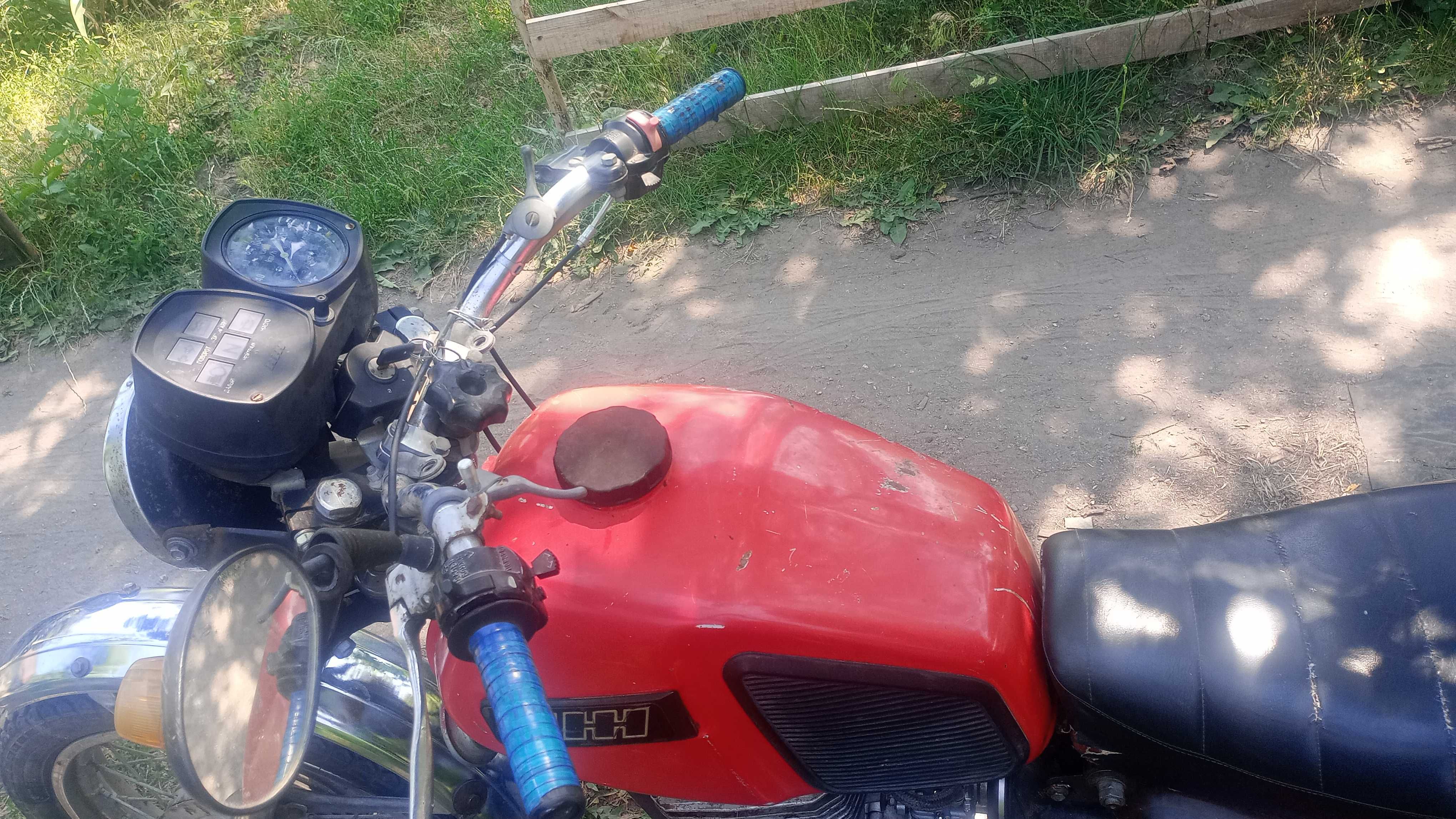 Продам планету п'яту